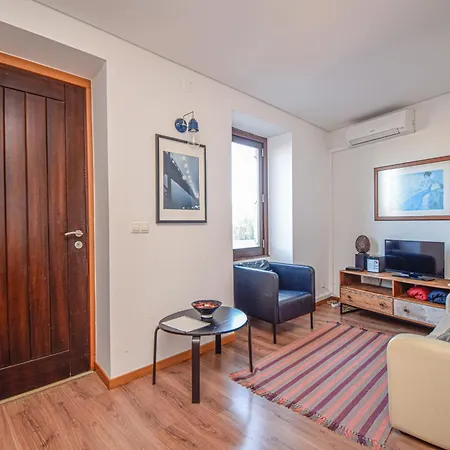 Panorama Iii Apartment *